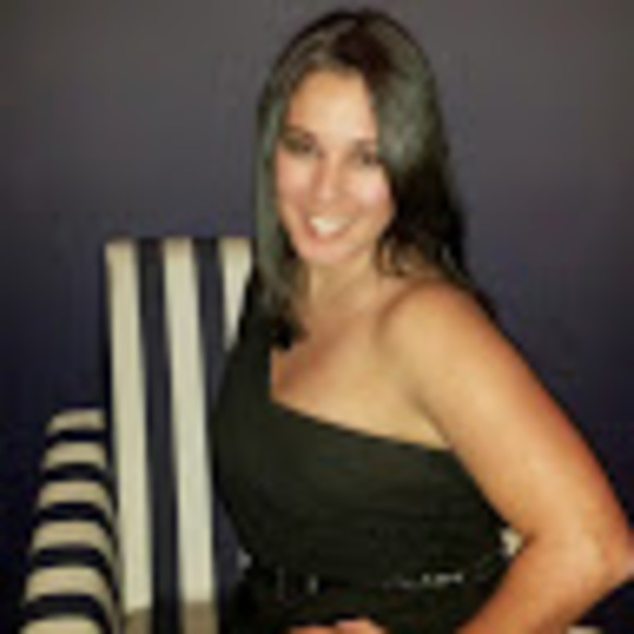 Meet your Posher, Selene - Picture 1 of 1